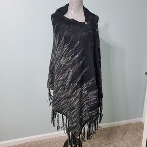 *Donating Soon - Make Offer* LuLaRoe Mimi Sweater Wrap Black and Grey Poncho